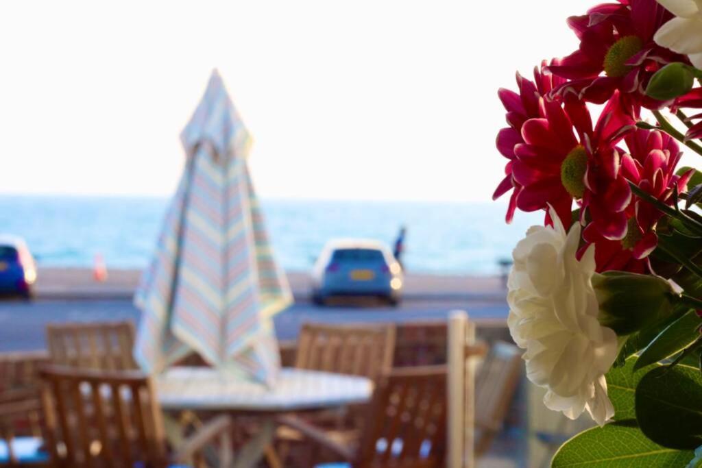 Serenity "Your Calm Seafront Retreat" By Air Premier Seaford Dış mekan fotoğraf